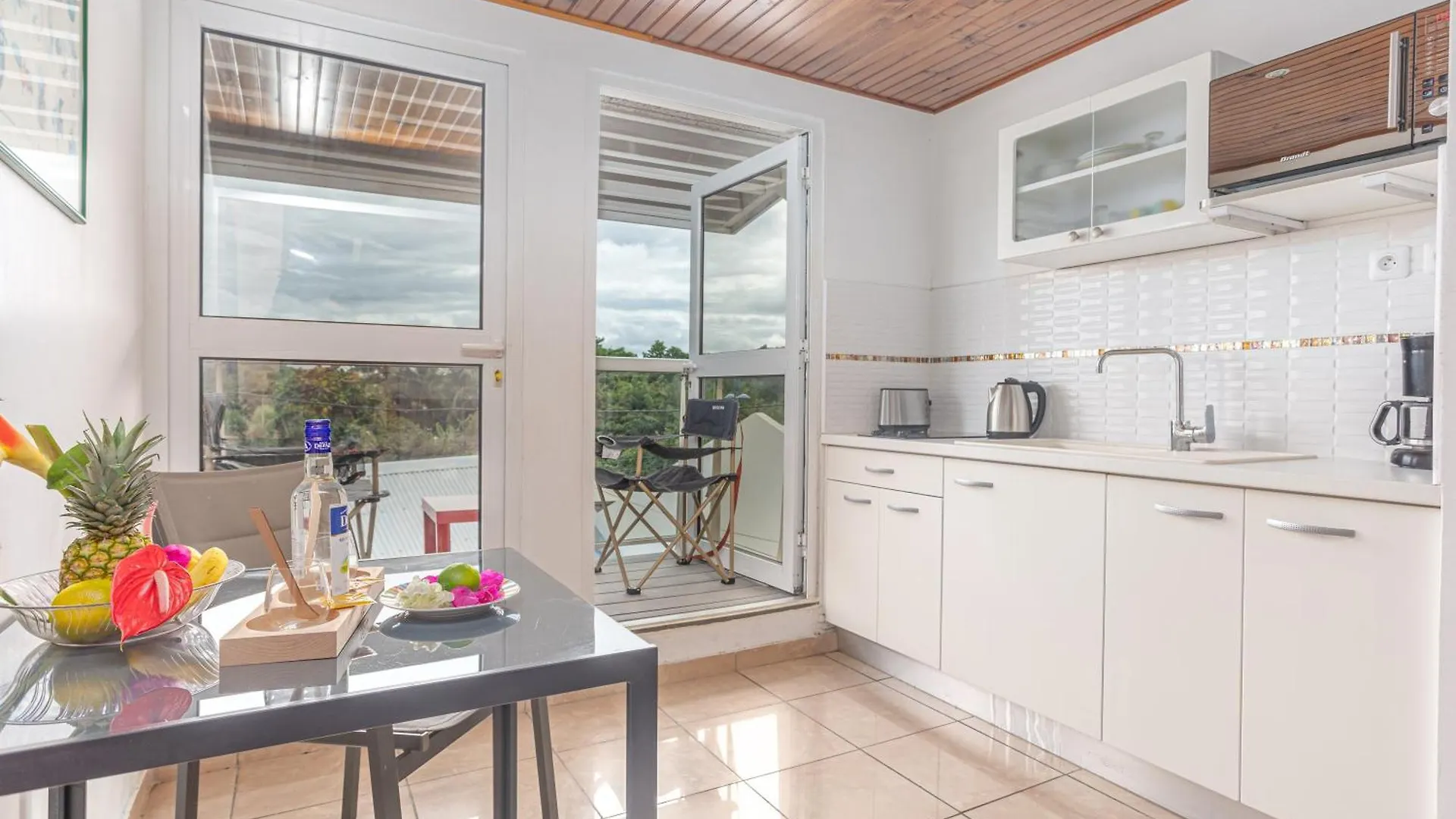 Studio 204 - Vanille - Proche Plage Les Trois-Ilets 0*,  Martinique